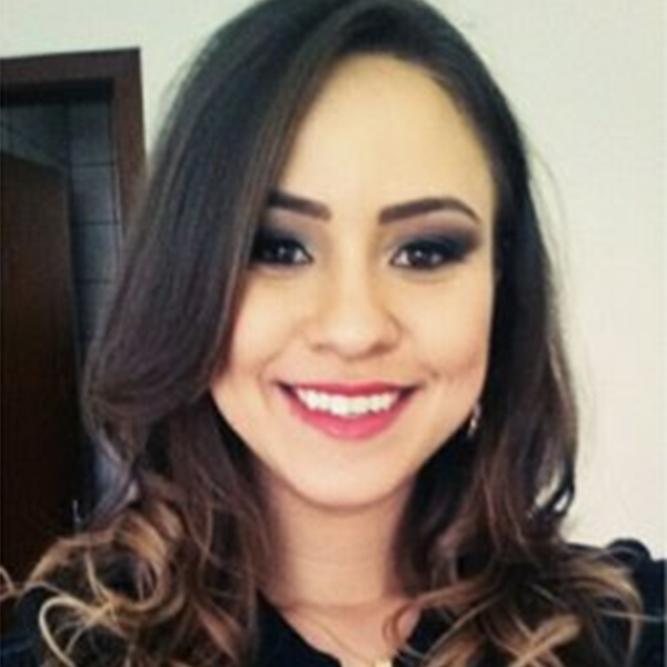 Ana Letícia Feijó